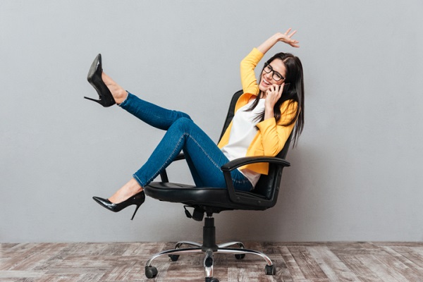 Il vestiario della donna in ufficio